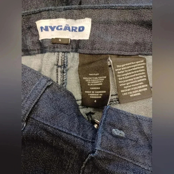 Nygard  NWT Dark Wash Denim Crop Skinny Jeans Size 4 - Picture 6 of 6